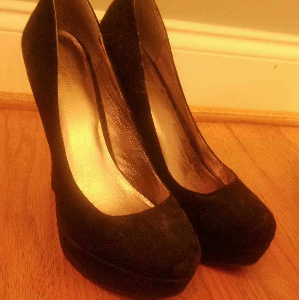 Black suede Zigisoho heels